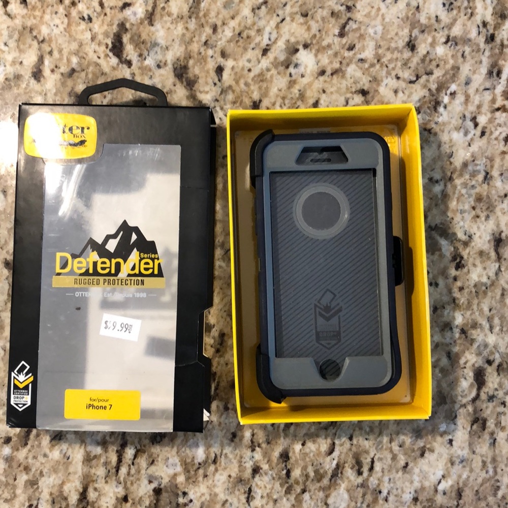 Otter box for iPhone 7 brand new, used for 1 week